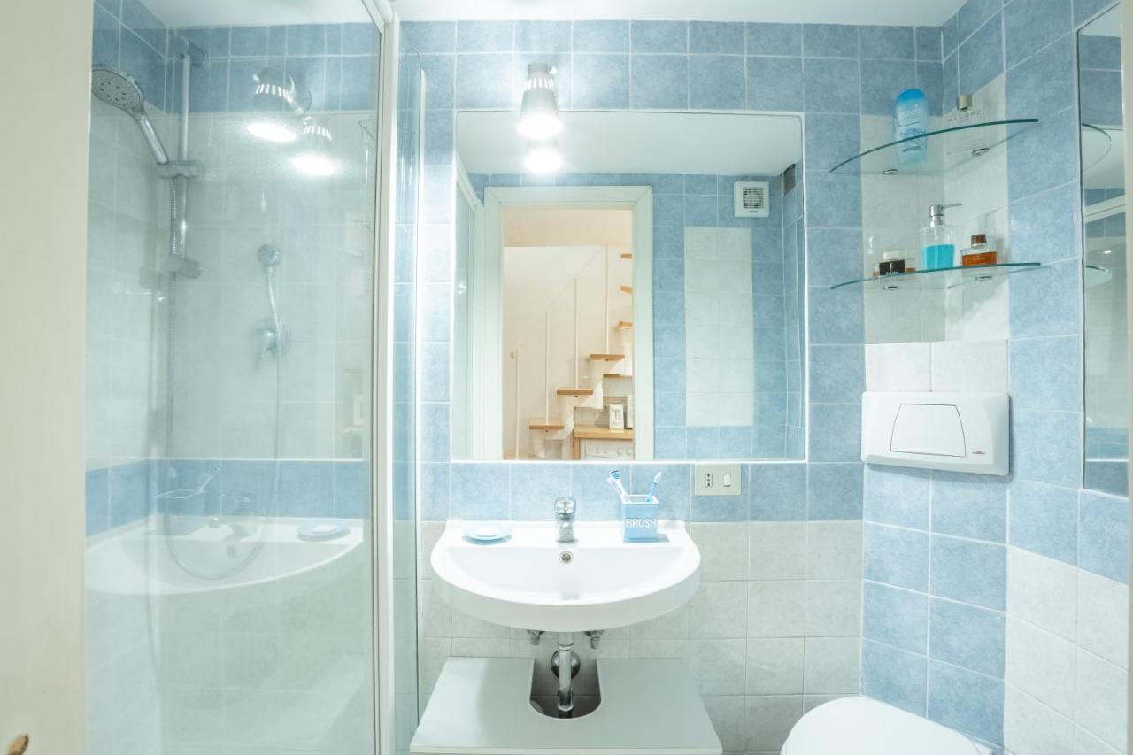 רומא Quiet And Cozy Trastevere Hideaway מראה חיצוני תמונה