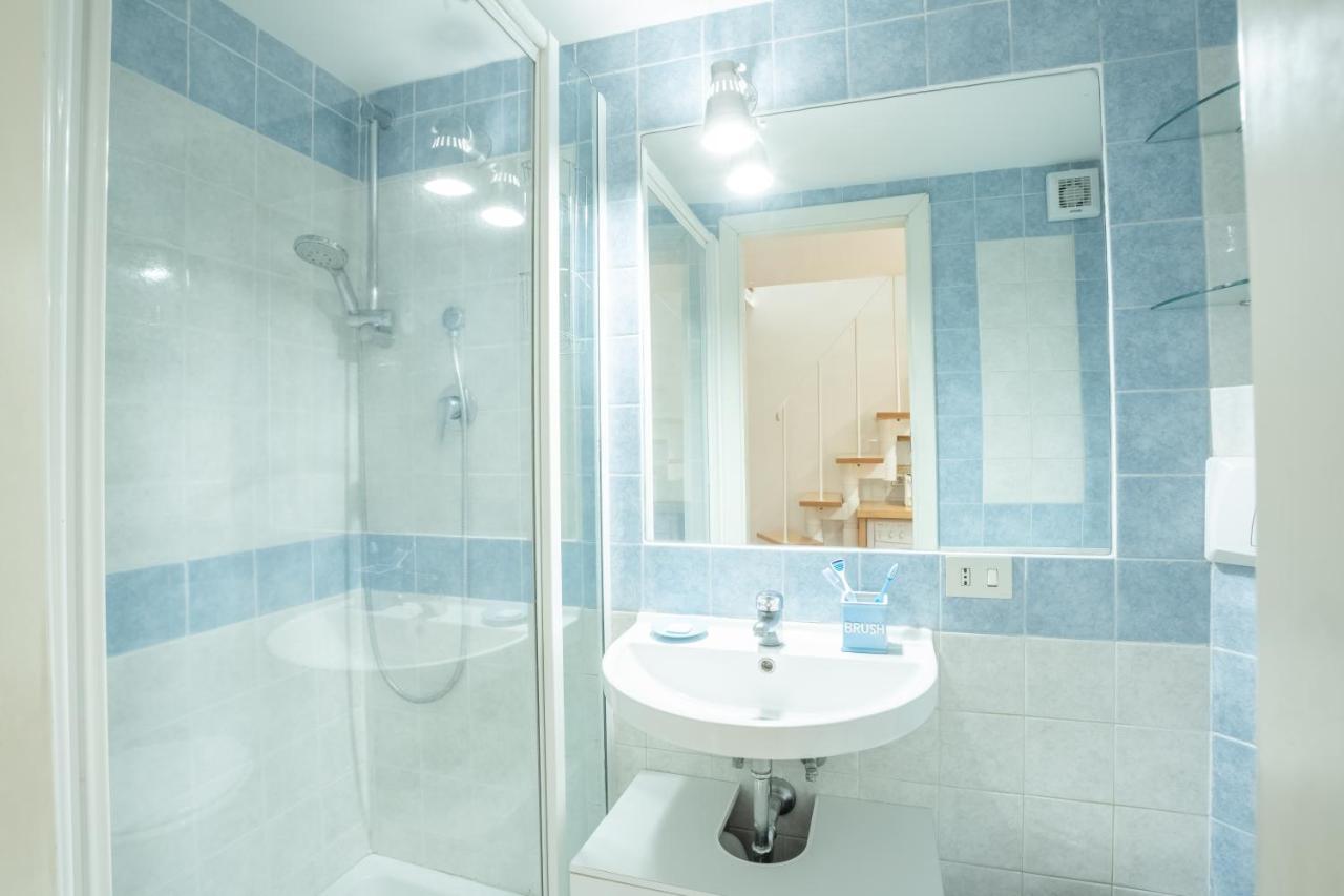 רומא Quiet And Cozy Trastevere Hideaway מראה חיצוני תמונה